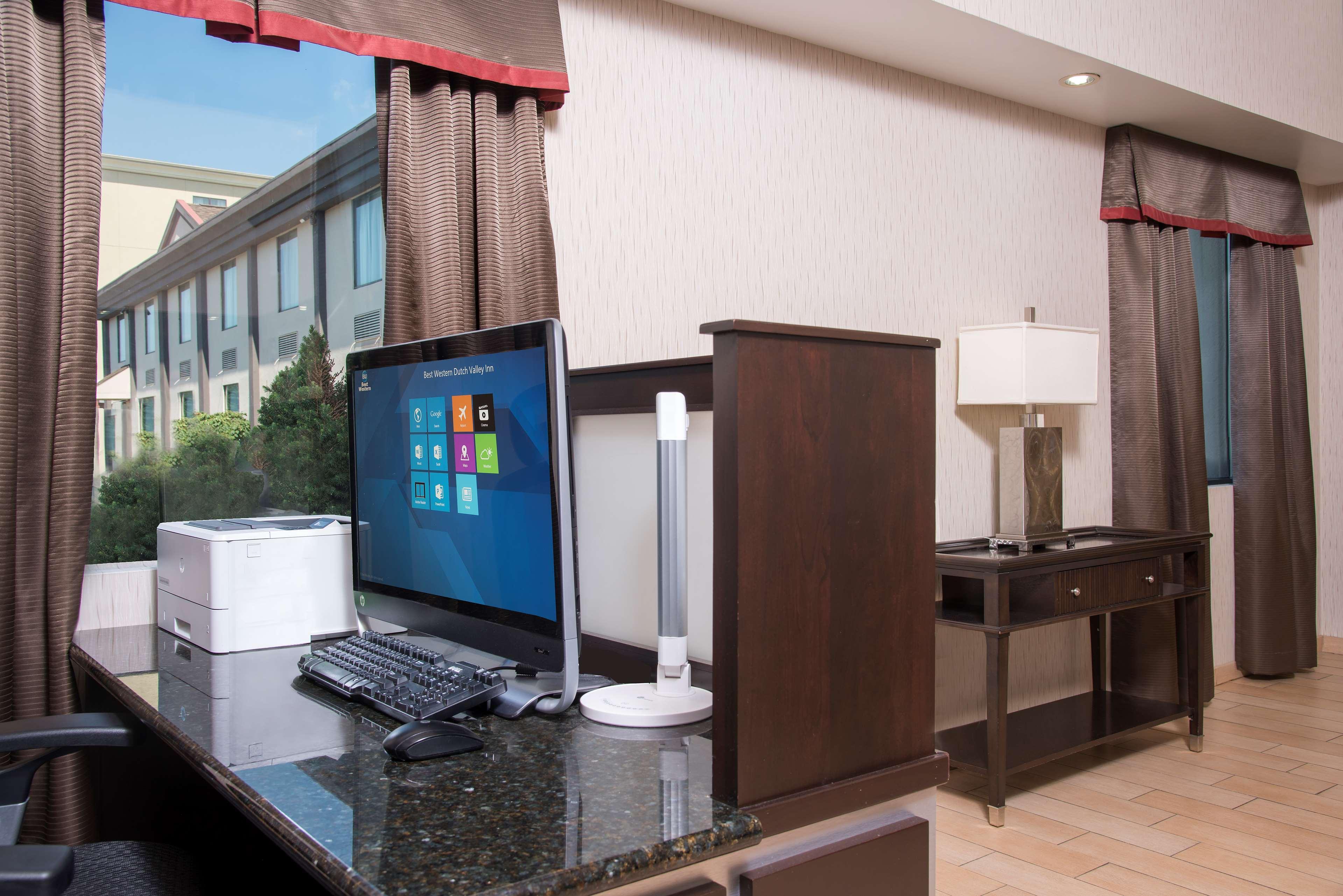 Best Western Dutch Valley Inn New Philadelphia Exterior foto